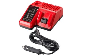 Зарядное устройство MILWAUKEE М12 - 18 АC (автомобильное)